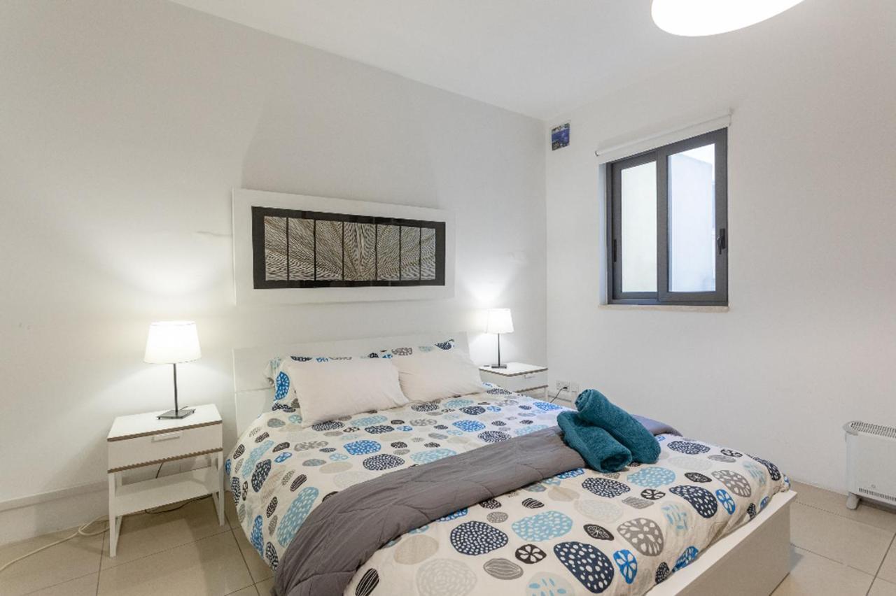 Ivy Mansions St Julians Central Swieqi Saint Julian's Exterior photo